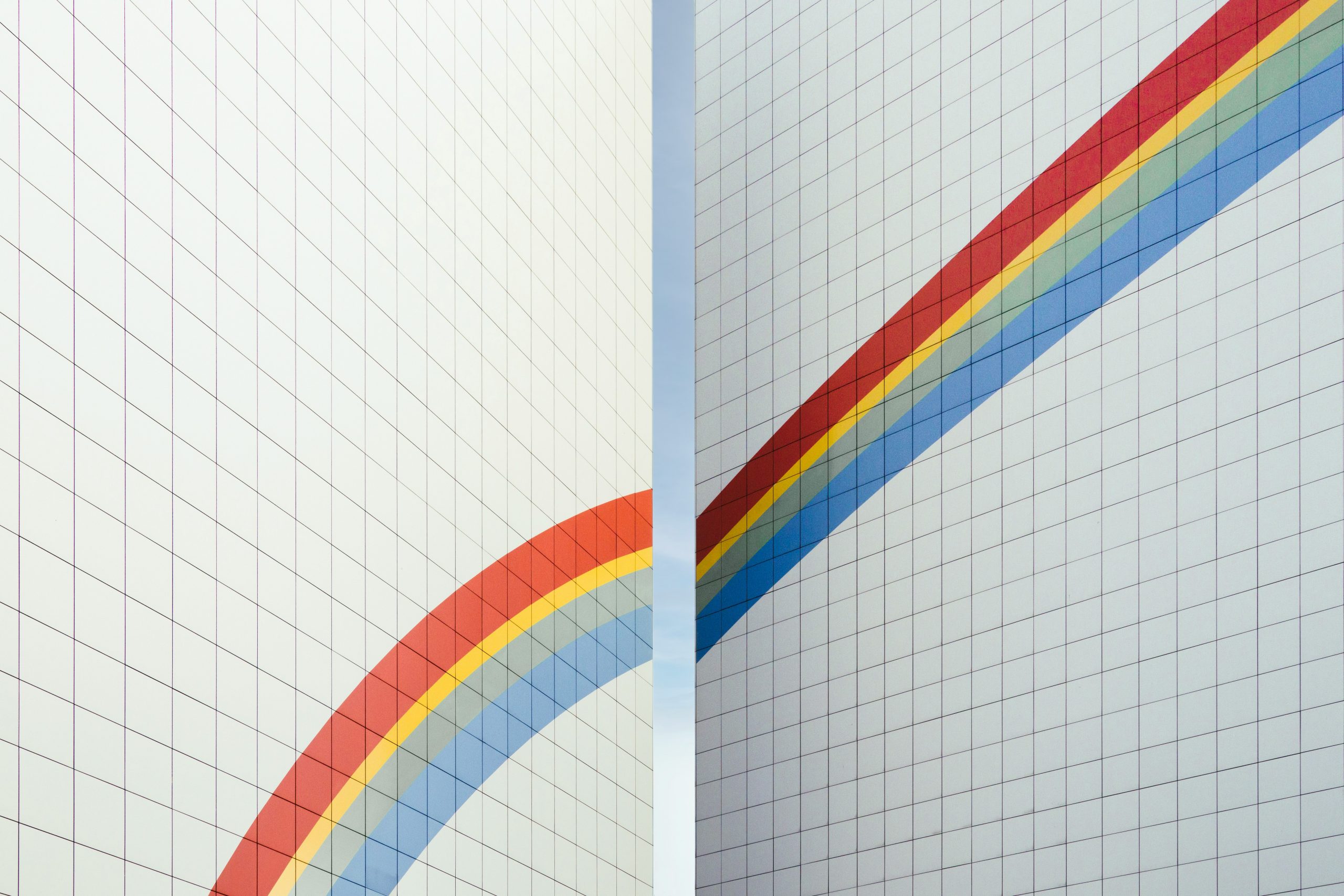 A graph showing the failure rate of generic marketing campaigns compared to targeted ones