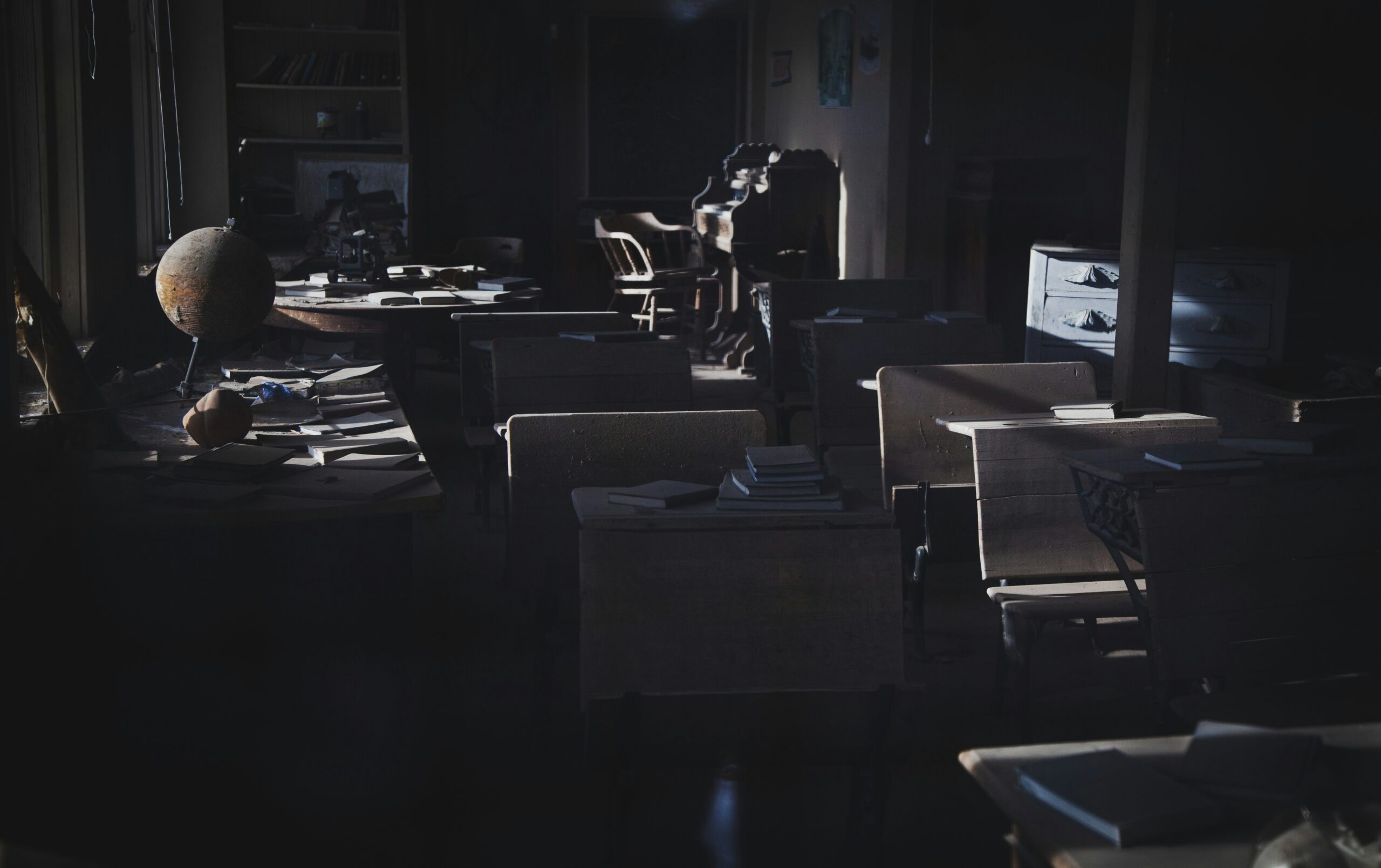 Cartoon illustration showing chaotic office scene with papers flying around due to disorganization