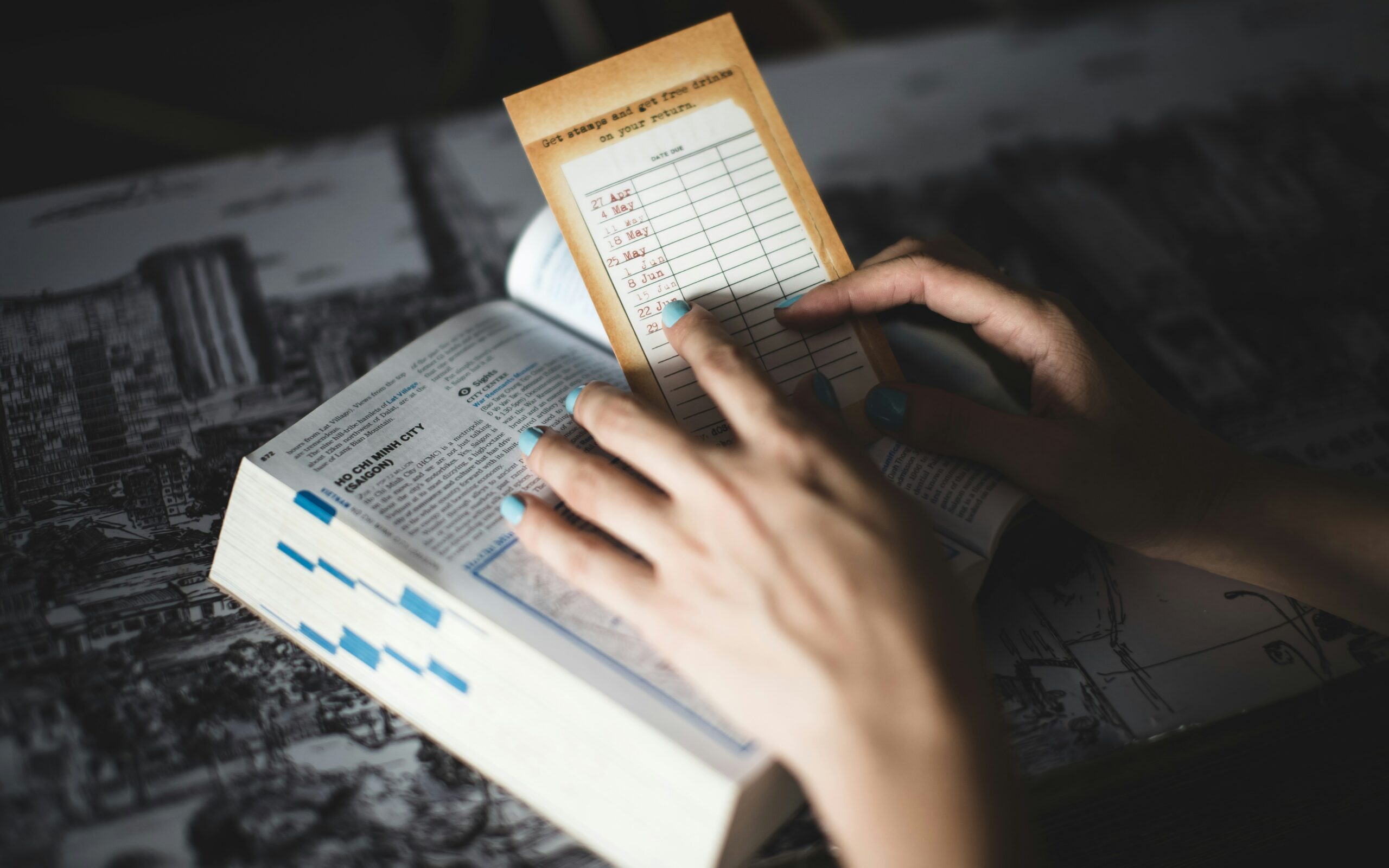 A bar chart comparing user satisfaction rates before and after implementing financial app strategies