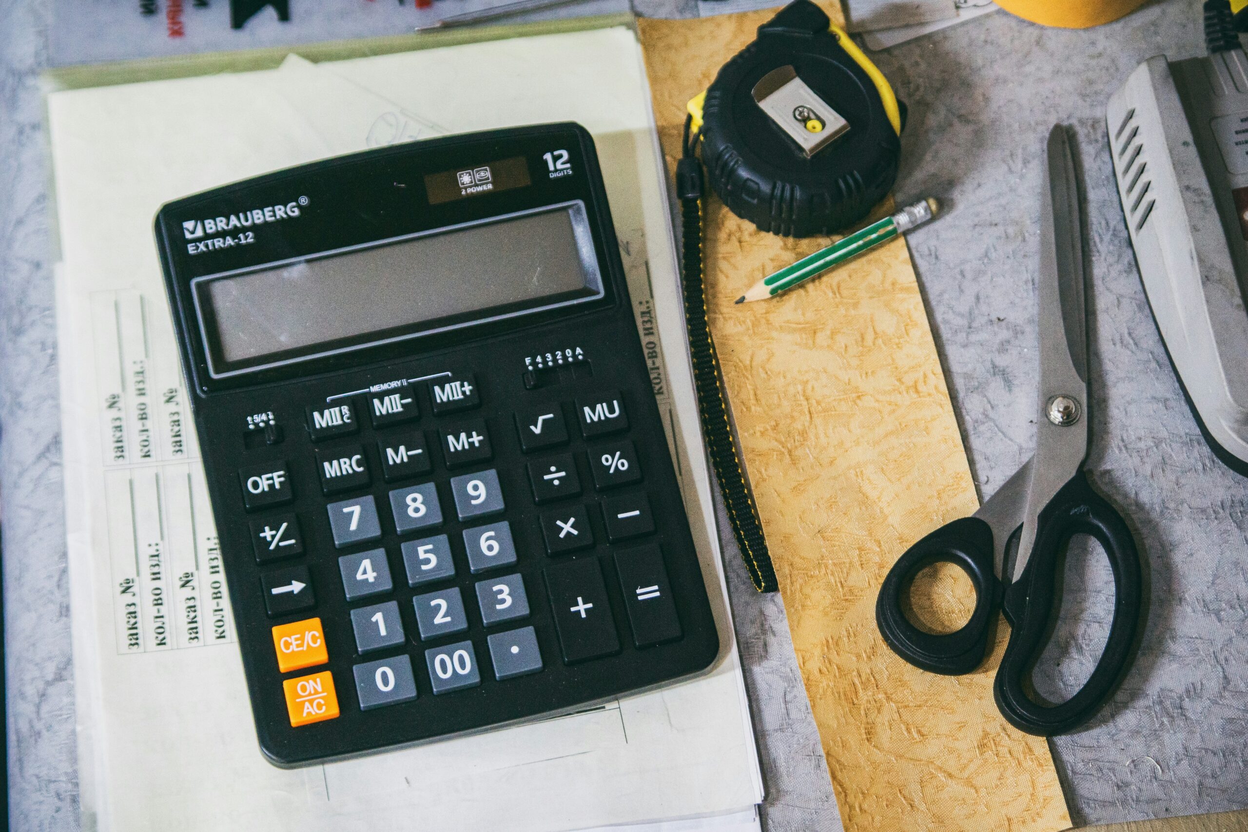 Mastering Case Study Monitoring in Consulting Courses: Your Guide to Financial Tools and Apps