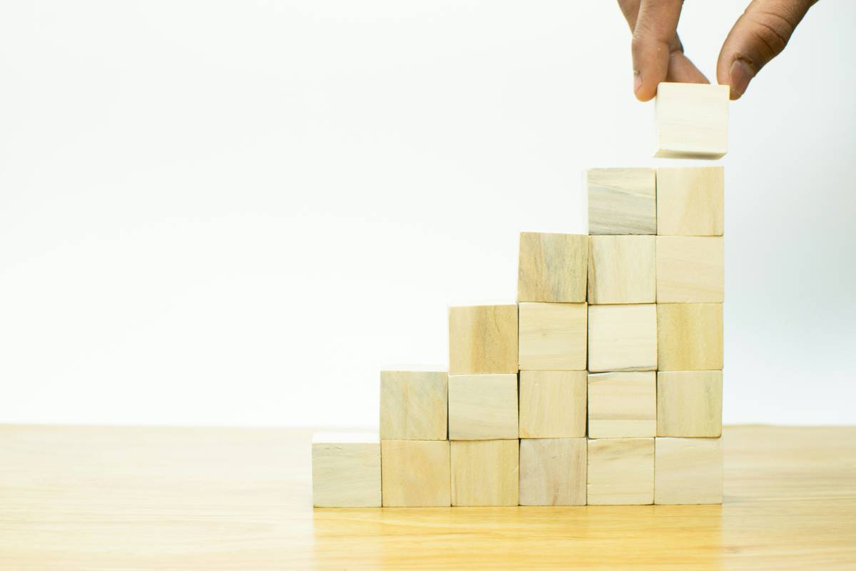 The Ultimate Consulting Growth Strategy: Financial Tools, Apps, and Courses to Scale Your Business