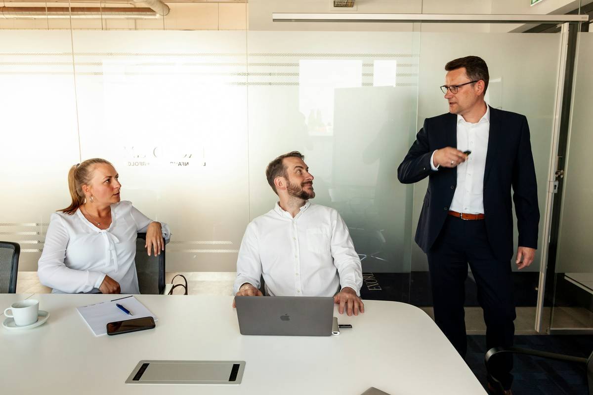 How to Achieve Consulting Case Success: Tools, Tactics & Real Wins from Top Financial Consultants