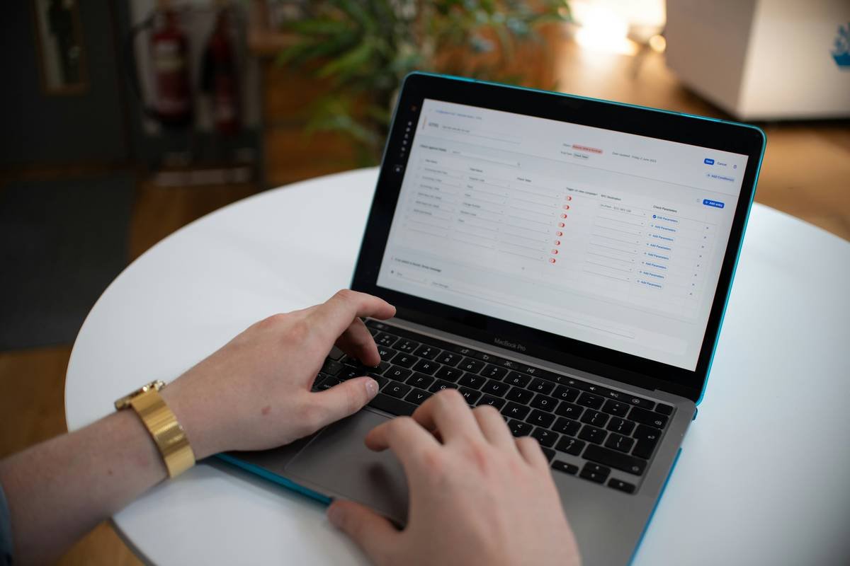 Why Your Career Needs an Online Course in Financial Modelling with R (And How to Pick the Right One)