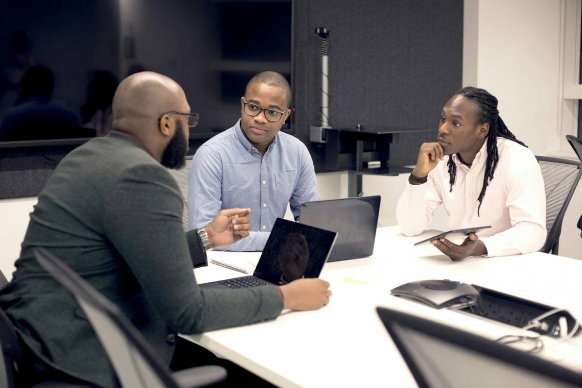 Why Your Consulting Business Isn’t Growing—And How the Client Acquisition Blueprint Course Fixes It
