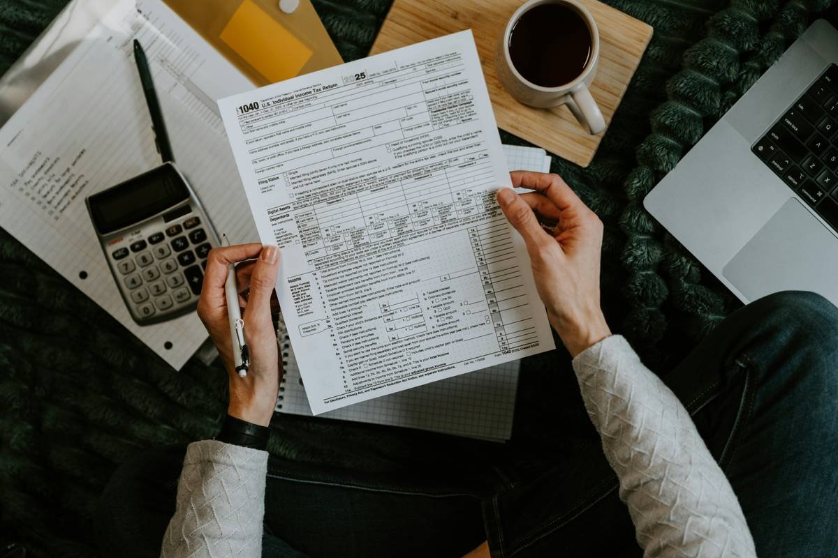Why Your Consulting Course Is Failing—And How a Business Strategy Roadmap Fixes It