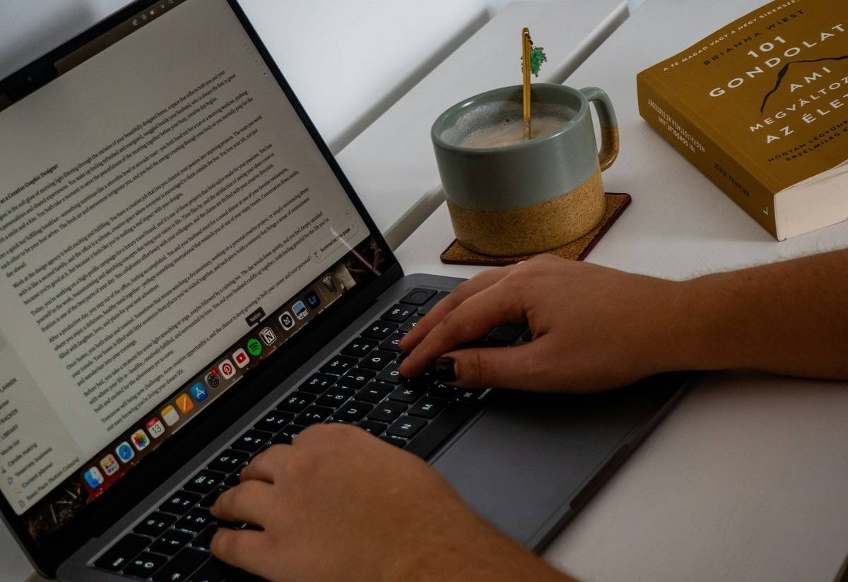 How to Build a Consulting Business: The No-BS Guide for Financial Coaches & Course Creators