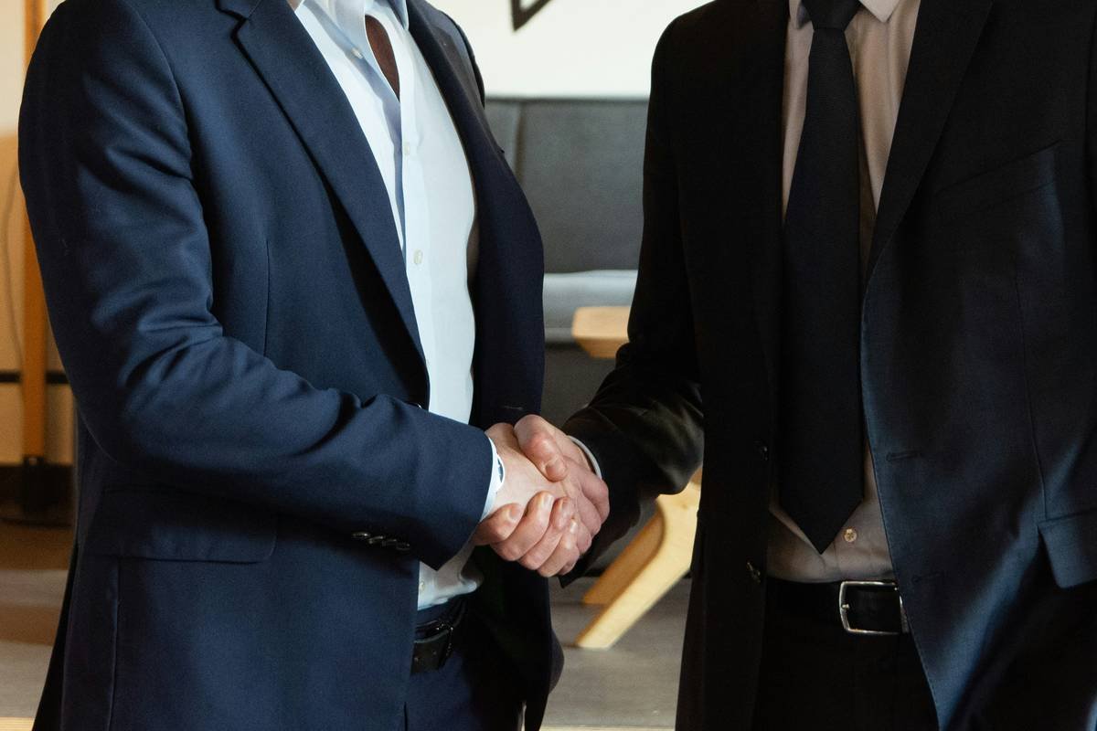 client retention consulting comparison table financial coaching tactics