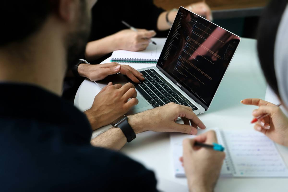 Why Your Consulting Courses Aren’t Selling—And How Conversion Tactics Consulting Can Fix It